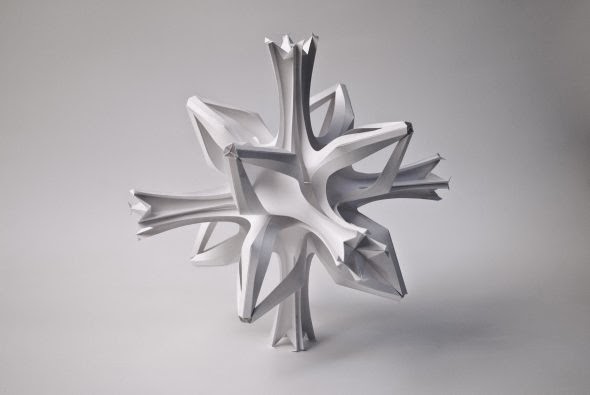 Richard Sweeney esculturas de papel formas geométricas fotografia luz sombras