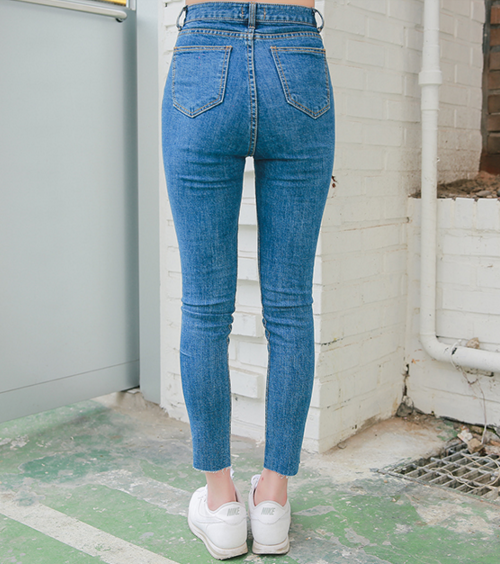 High-Rise Jeans