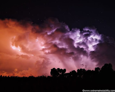 Photographs of Natural Phenomena Seen On  lolpicturegallery.blogspot.com