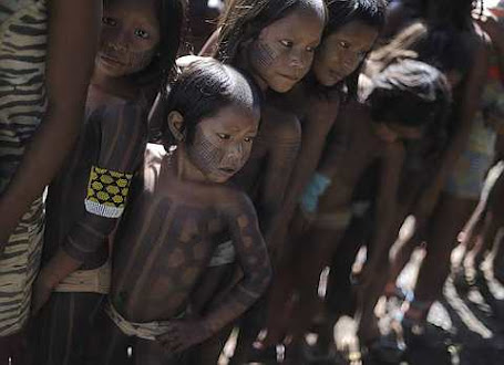 Kayapo children