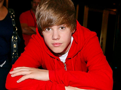 justin bieber phone number 2011. justin bieber phone wallpaper.