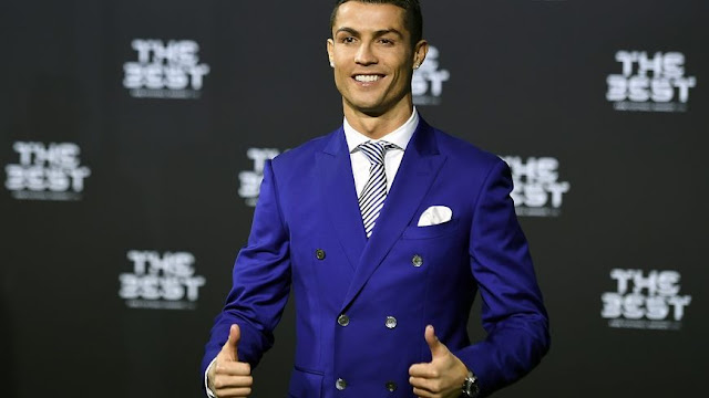 Fifa Award Cristiano Ronaldo Wins 2017 Player of the Year Award