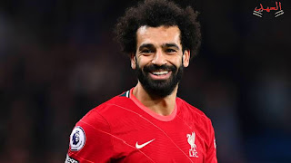 رونالدينيو يتغنى بمحمد صلاح