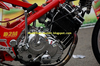 modifikasi motor suzuki satria 150 drag race pics 4 Data 