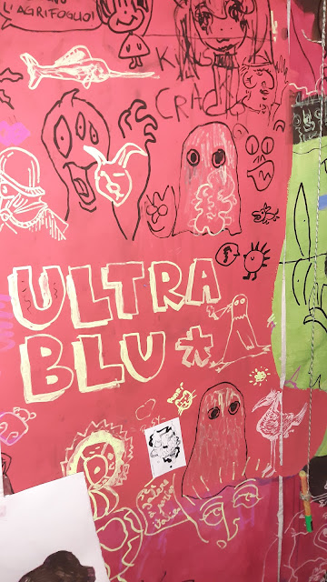 il muro degli scarabocchi di Ultrablu: abbiamo dimenticato di fare le foto al banchetto, LOL