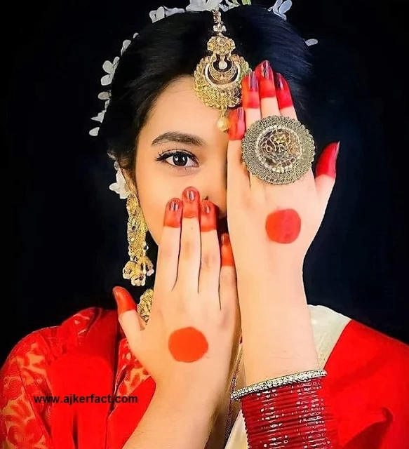 শাড়ি মেয়েদের পিক তোলার মডেল শাড়ি মেয়েদের পিক তোলার মডেল