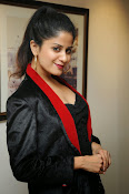 actress Anukruthi glam pics-thumbnail-16