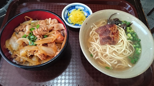 あぐー豚丼の写真