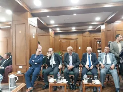 محافظ السويس يستقبل رئيس لجنة صحة النواب والوفد المرافق له بحضور نواب المحافظة