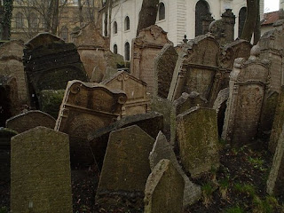 Cementerio judío. Fuente: Misterios.co