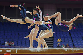 gymnastic_2012_01.jpg