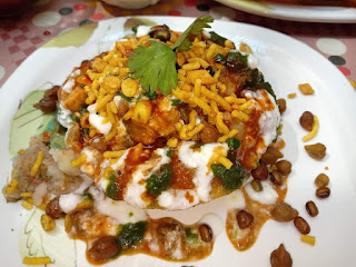 Raj kachori chaat