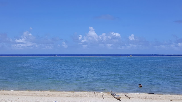 view of the cove (blue lagoon) from the beachfront of Bacayaw Resorts Cove in Llorente Eastern Samar, which is about 300 meters from the highway (9HFW+9QV)