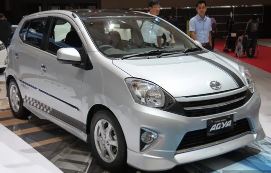 Jual Mobil  Bekas  Second Murah  Harga Mobil  Toyota  Agya  