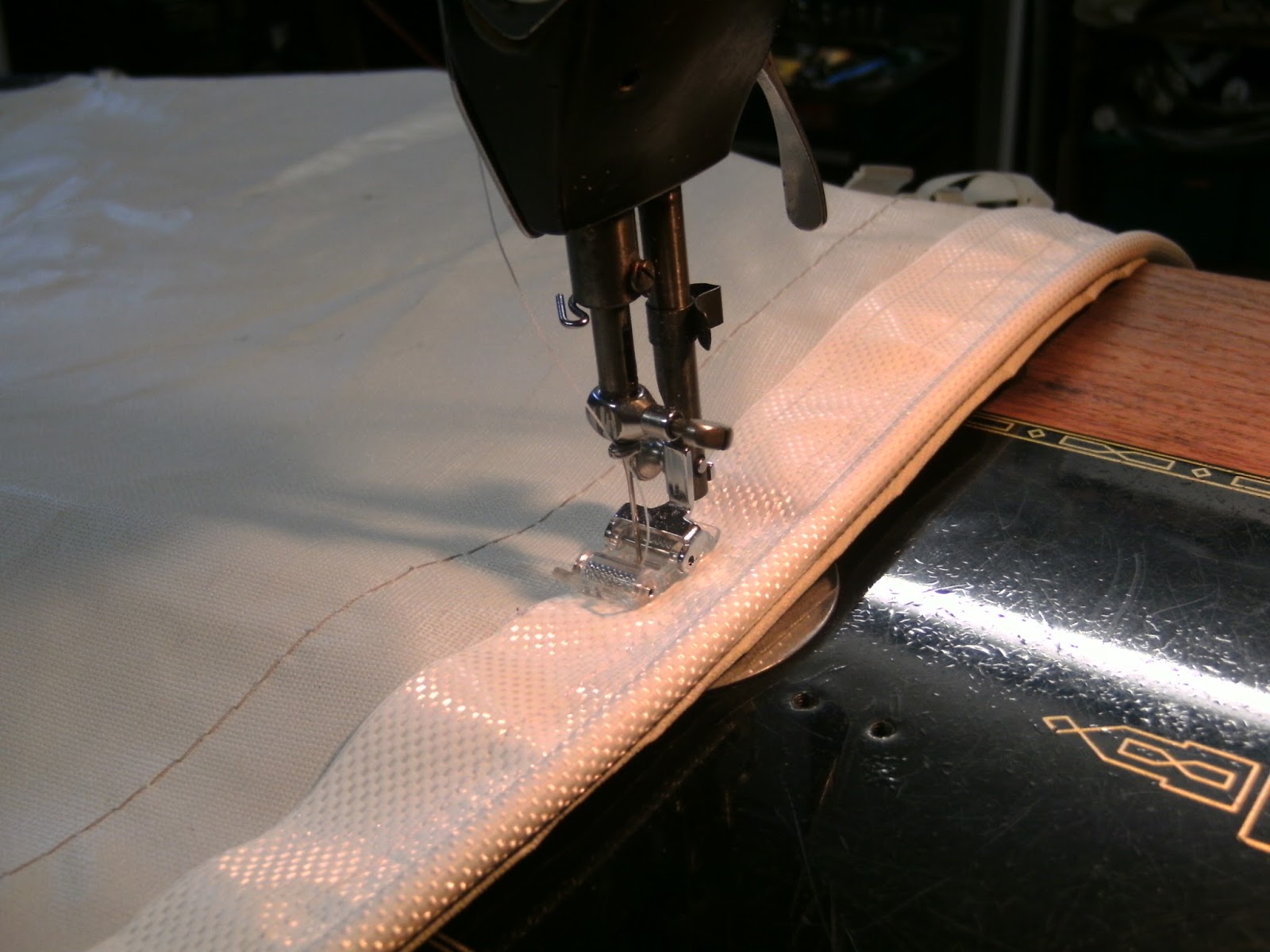 Grannys Button Box Sewing A Motorhome Awning On A Singer 201K