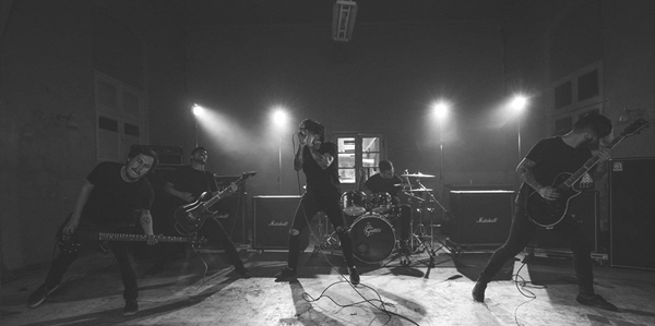 http://userserve-ak.last.fm/serve/500/2577/Bane.jpg