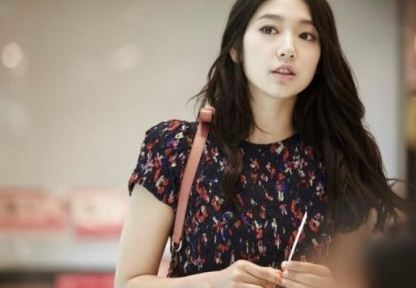 Park_Shin_Hye_Fashion_Styles