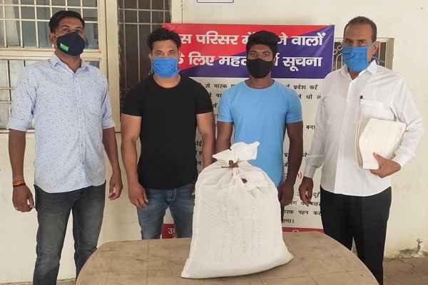 faridabad-police-dlf-crime-branch-arrested-ganja-taskar