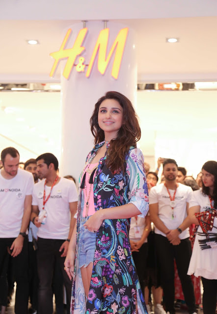 Parineeti Chopra in Pink Tee and Printed Cape at DLF Mall of India