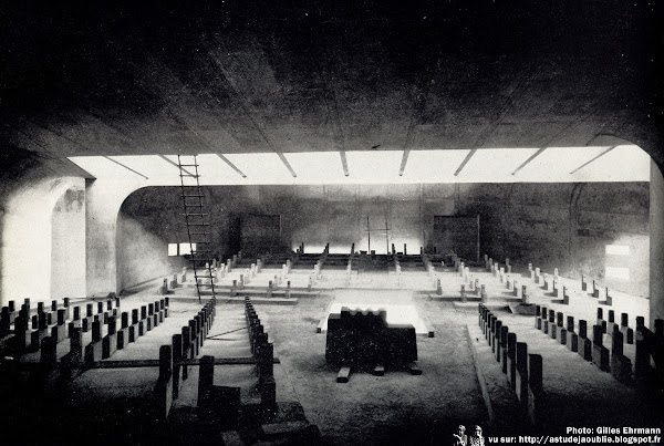 Nevers - Eglise Sainte-Bernadette du Banlay  Architectes: Claude Parent, Paul Virilio (Architecture Principe)  Construction: 1963 - 1966 