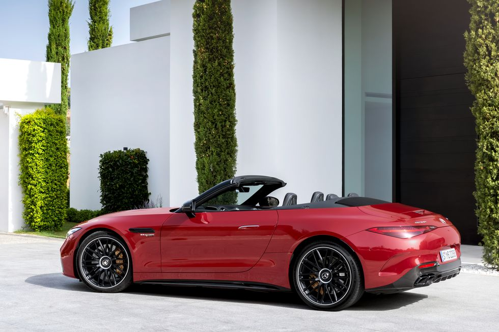 2022 Mercedes-AMG SL Revealed | Things to know