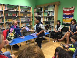 Presentación del libro de relatos de los estudiantes del colegio El pilar