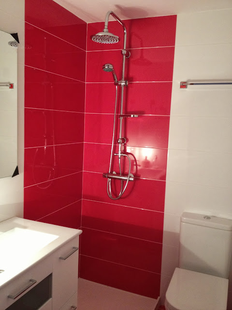 Baño rojo