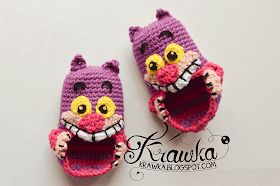 http://krawka.blogspot.com/2014/09/cheshire-cat-baby-booties-pattern.html