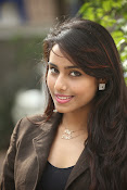 Khenisha Chandran Photo shoot-thumbnail-38