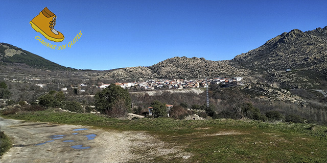 Vista de Valdemanco camino de la estación del ferrocarril