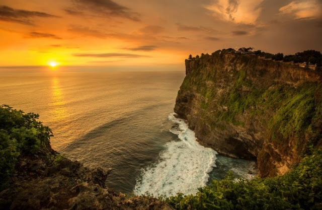 Foto Pura Uluwatu Bali