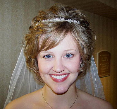 Wedding Hairstyles For Short Hair What's really convenient about short hair