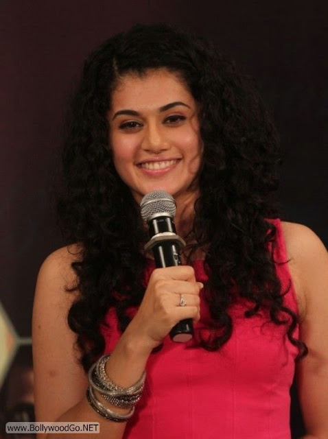 Tapsee+(8)