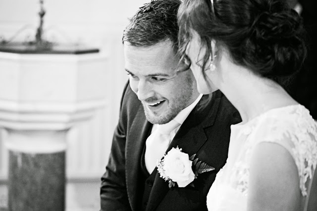 wedding photographer raheen church