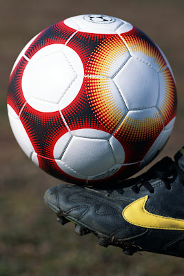 iphone4 soccer wallpapers