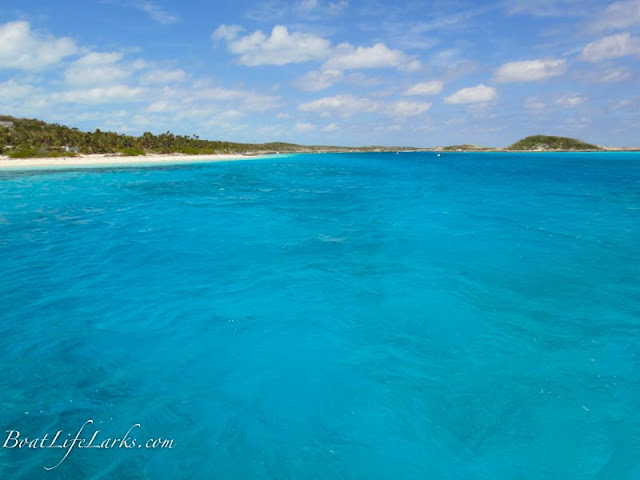 Hog's Cay Mooring Field, Exuma Land and Sea Park