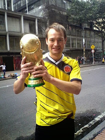 Wrong Way in the Colombian jersey with the 'World Cup trophy'.