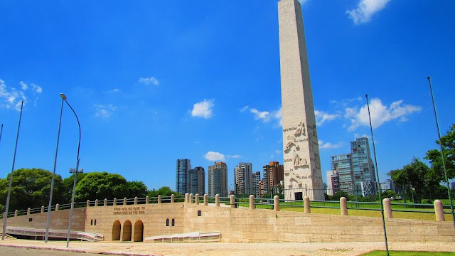 DESCUBRA AS CURIOSIDADES QUE ENVOLVEM O MONUMENTO QUE HOMENAGEIA OS MORTOS DA REVOLUÇÃO DE 32, O OBELISCO - SP