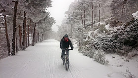 Ruta de Cercedilla a Madrid por el valle del Lozoya ¡con nieve! - sábado 31 de enero 2015. Nuestro 'gran reto' de enero