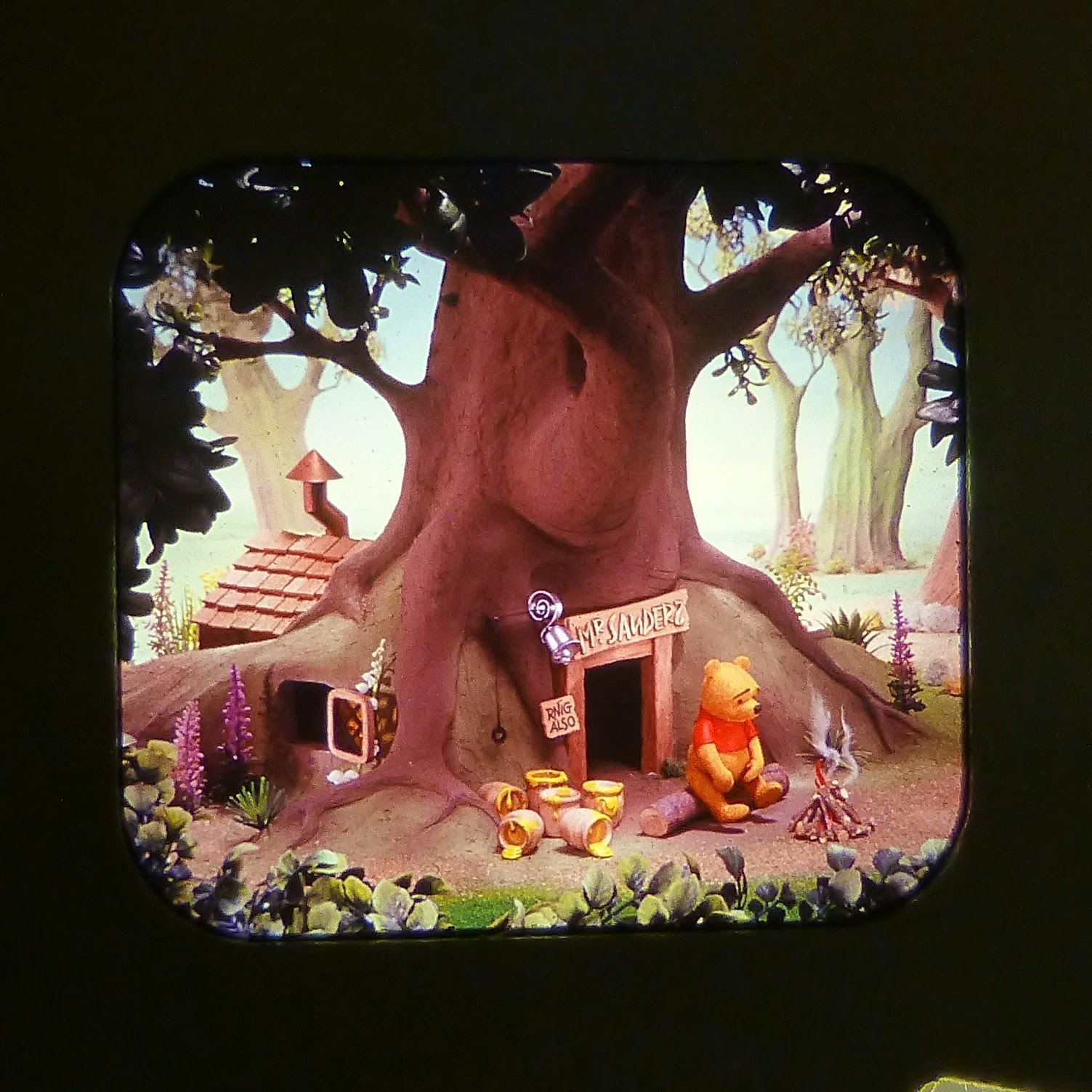 Lance Cardinal Creations: WINNIE THE POOH AND THE HONEY TREE VINTAGE VIEW- MASTER REELS