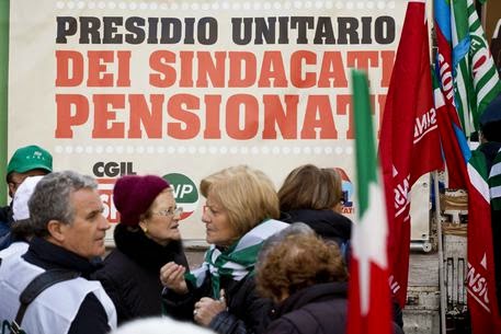 Legge Stabilità: pensioni il 10 del mese, interessati in 800 mila