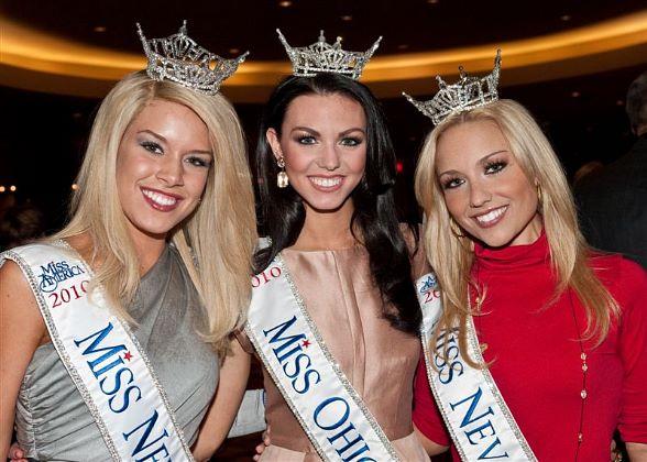 Teresa Scanlan the 17-year-old Miss Nebraska has won the Miss America 2011