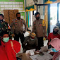 Warga Desa Bara Dijemput Polisi dan TNI untuk Divaksin