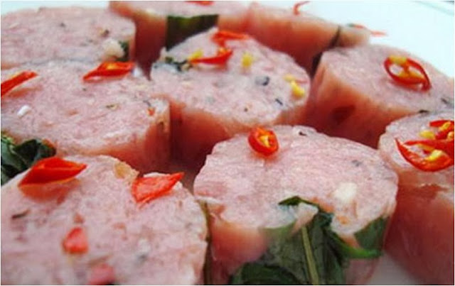 Vietnamese fermented pork roll 