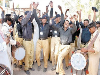 Pak Police Dance 