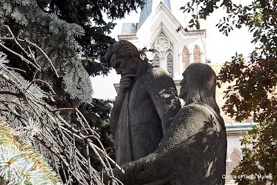  Statuia Farkas Bolyai si Janos Bolyai