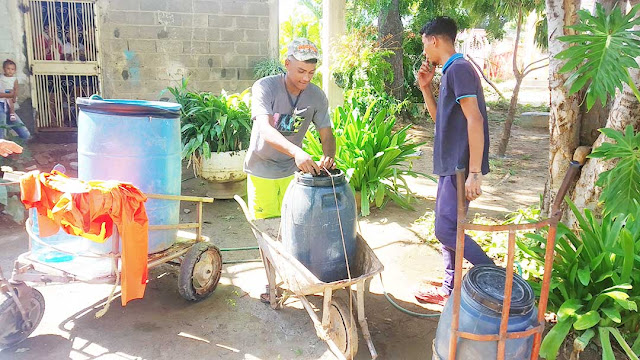 EN CANTACLARO SE FAJAN A PULMÓN PARA CONSEGUIR AGUA