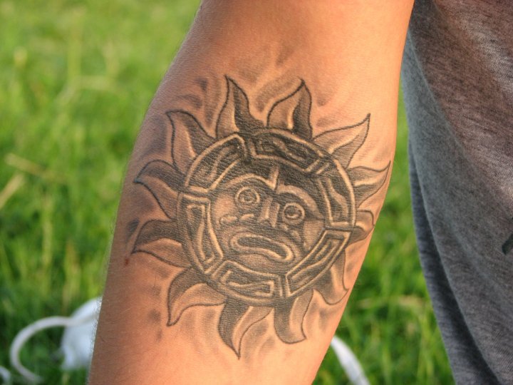 For these reasons alone sun tattoos can make a deep impact