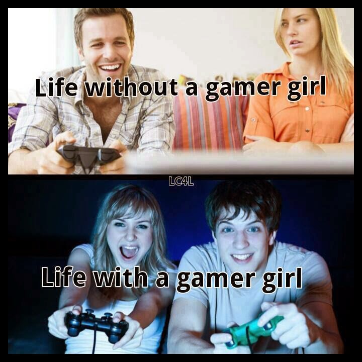 Look how she is holding the controler!