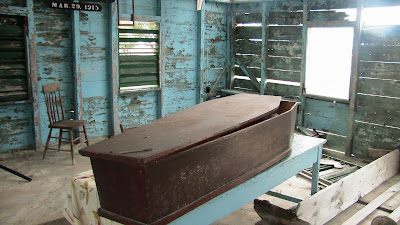 wood coffin plans